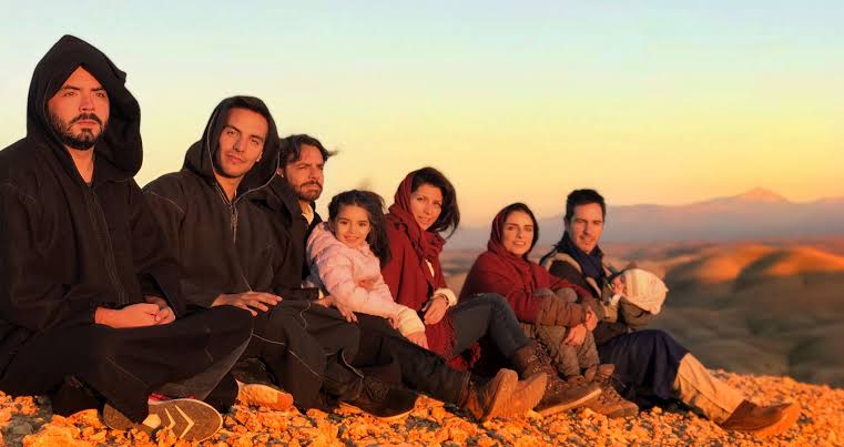De viaje con los derbez serie online